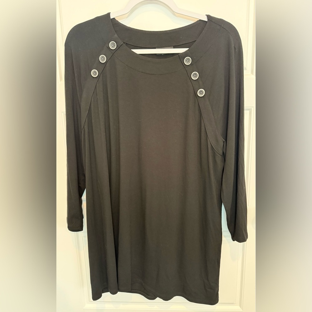J.Jill Woman’s Size Large Read Black Tunic Buttons Wearever Top Shirt